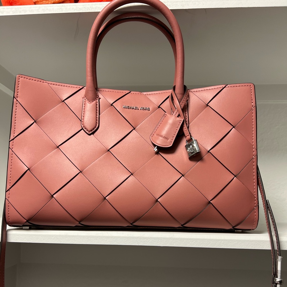 Michael Kors rose  shoulder bag